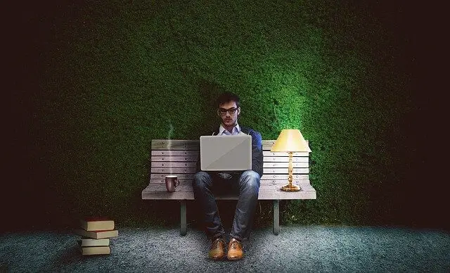 7 strategies to become workaholic